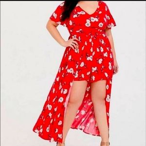 COPY - NWT TORRID MAXI DRESS.